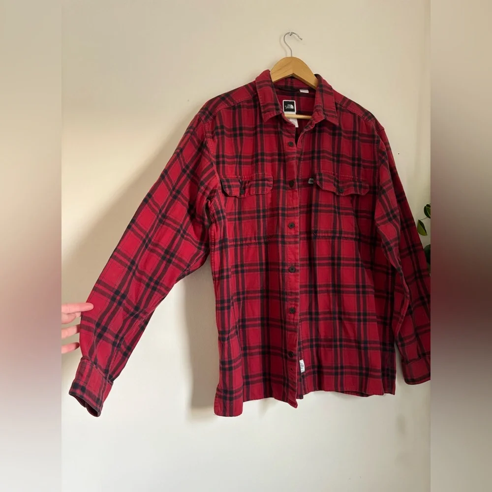 The Northface Cotton Flannel in Red